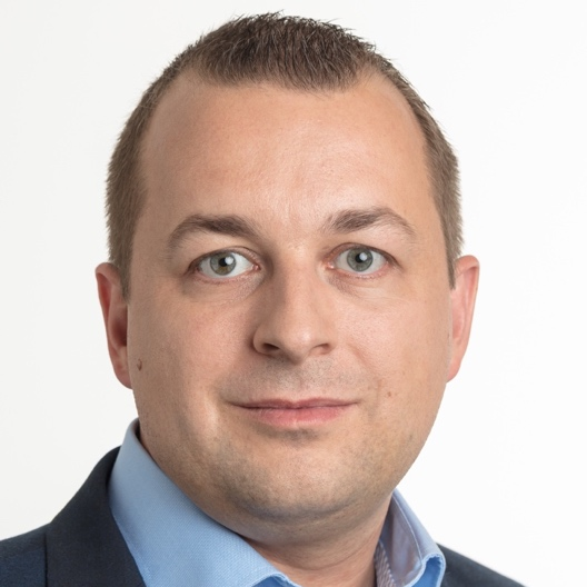 Daniel Buhmann Profilbild_squared